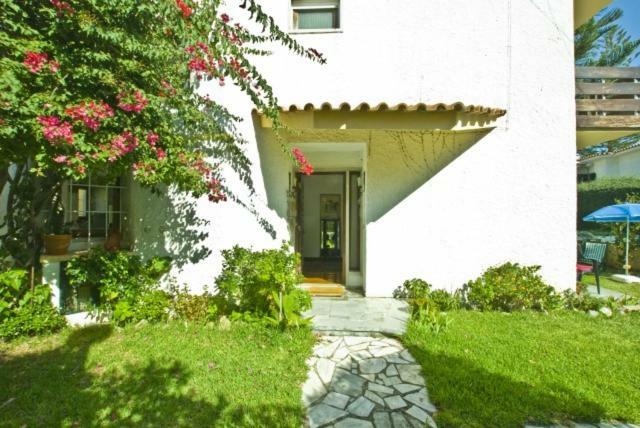 Traditional Villa In S Pedro , Estoril Alapraia Exterior photo