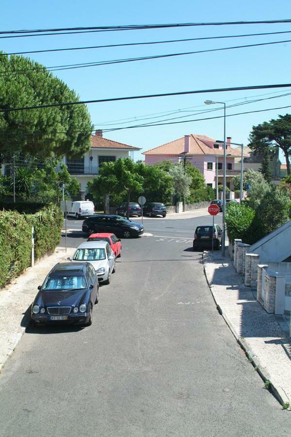 Traditional Villa In S Pedro , Estoril Alapraia Exterior photo